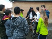 Taller de reparació de bicicletes per la prevenció de residus